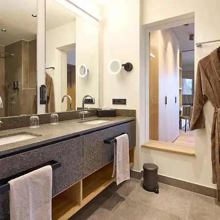 Aktivresort Hotel 4*